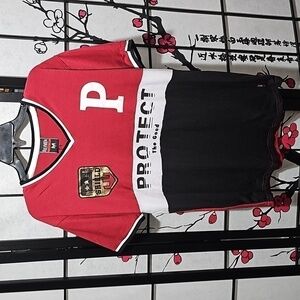 Ravmen V Neck‎ Protect the Good Tee Shirt Size Medium NWT